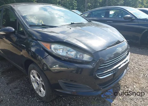 2015 Ford Fiesta Se z USA, uszkodzony, nr VIN 3FADP4BJ8FM160973